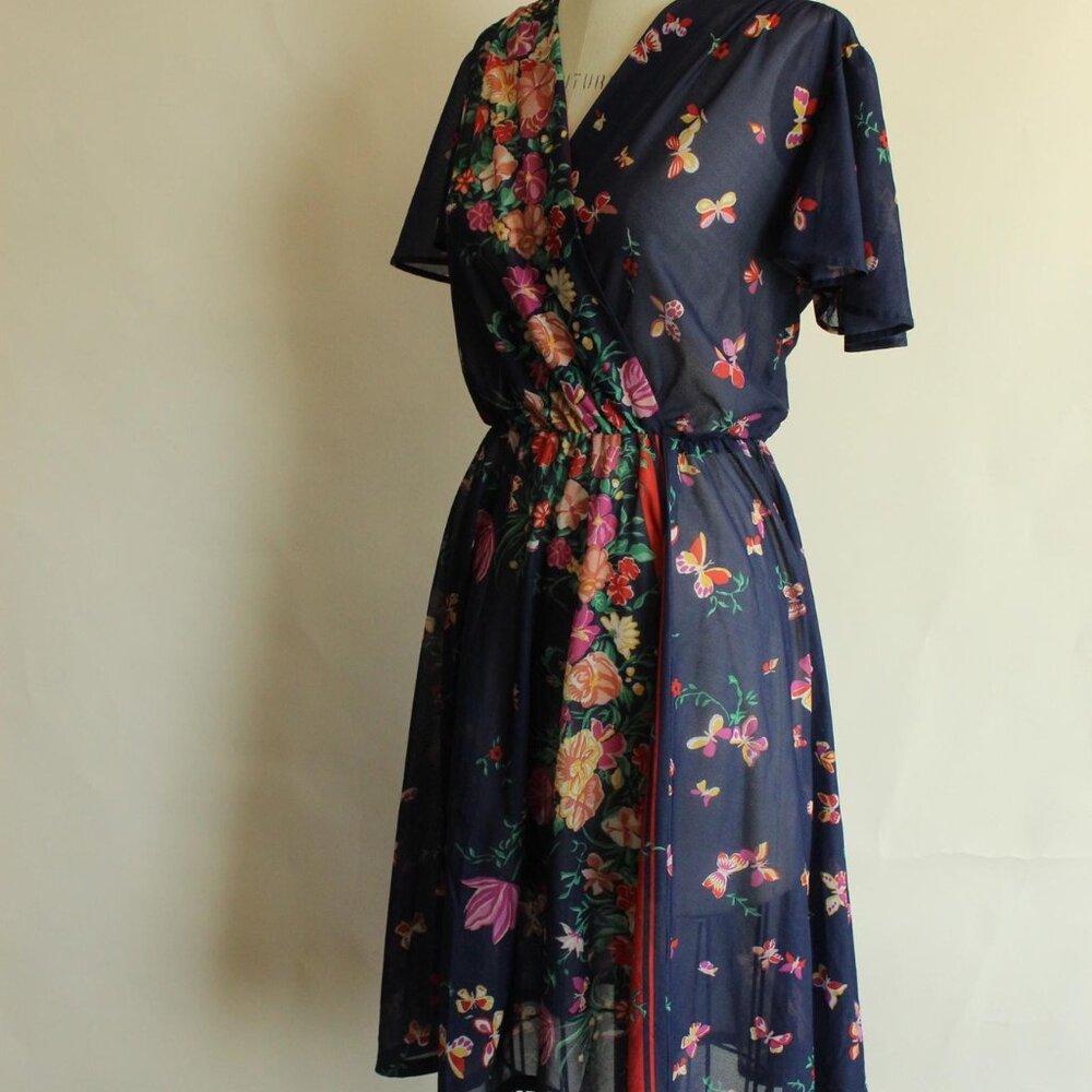Vintage 1970s Dress, Blue Floral Boho Dress with Butterfly Sleeves, Romantic - Picture 8 of 10